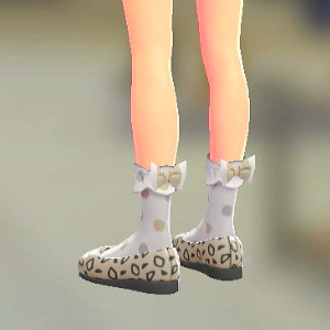 KiraKiraLiy ドットリボンソックス ホワイト×ベージュ 900円